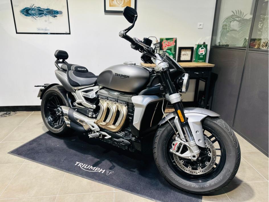 TRIUMPH ROCKET 3 R