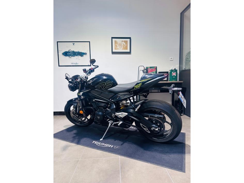 TRIUMPH STREET TRIPLE 765 RS