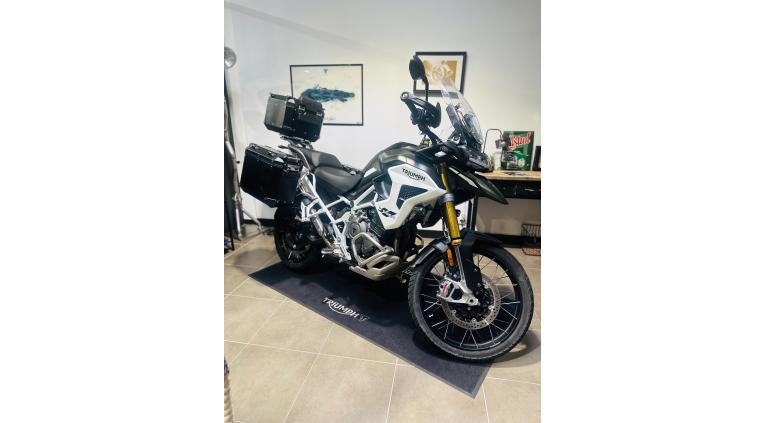 TRIUMPH TIGER 1200 RALLY PRO