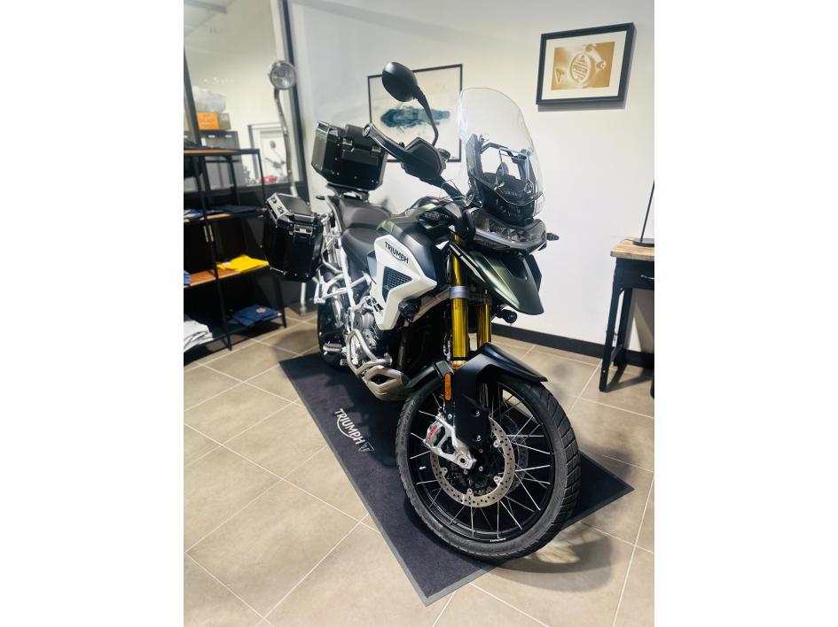TRIUMPH TIGER 1200 RALLY PRO