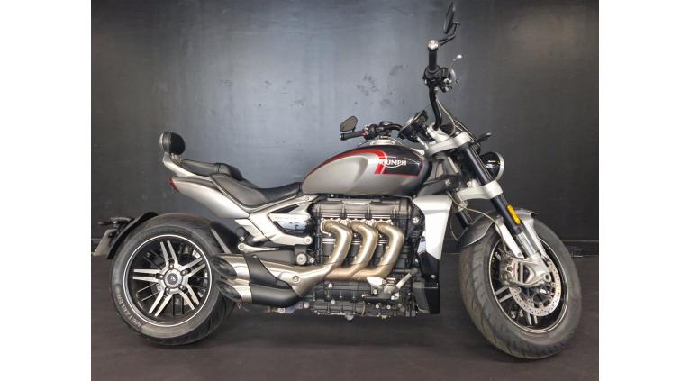 TRIUMPH ROCKET 3 GT