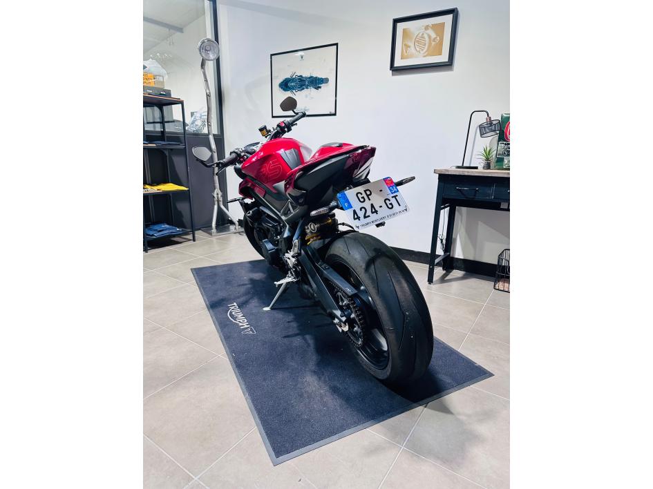 TRIUMPH STREET TRIPLE 765 RS