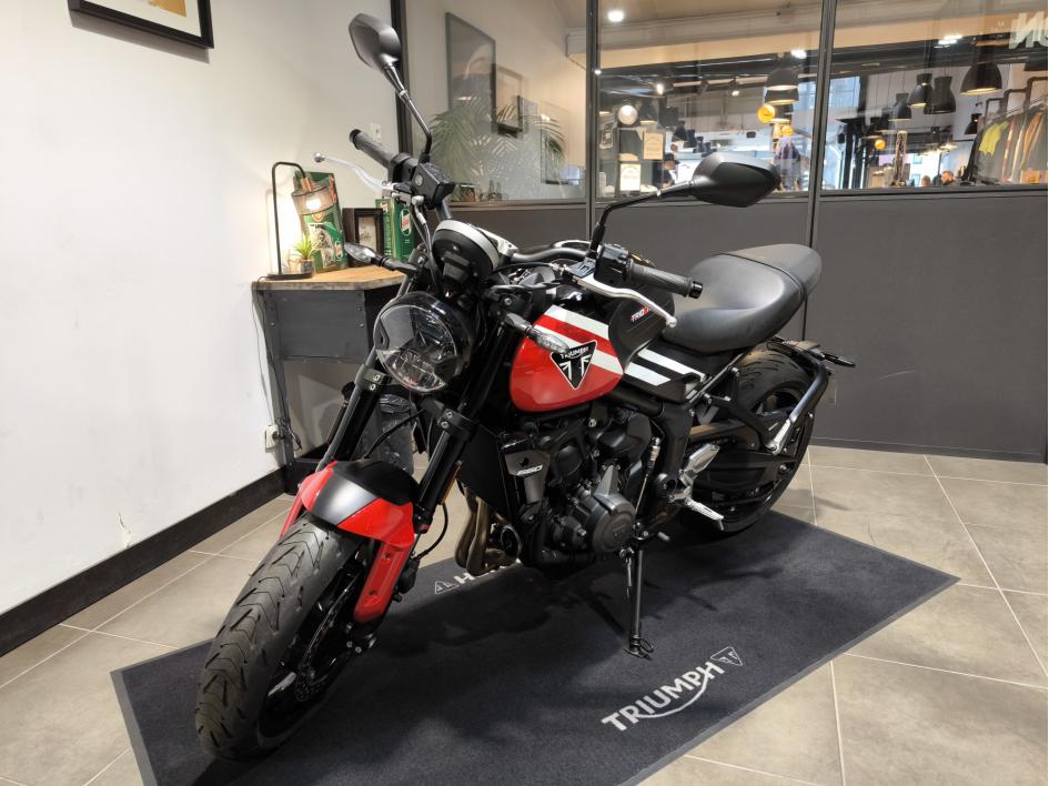 TRIUMPH TRIDENT 660 2025 A2 (DEBRIDAGE POSSIBLE)