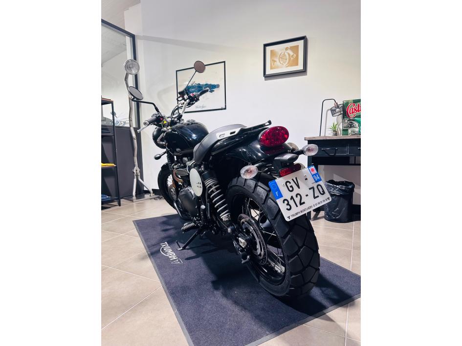 TRIUMPH SCRAMBLER 900